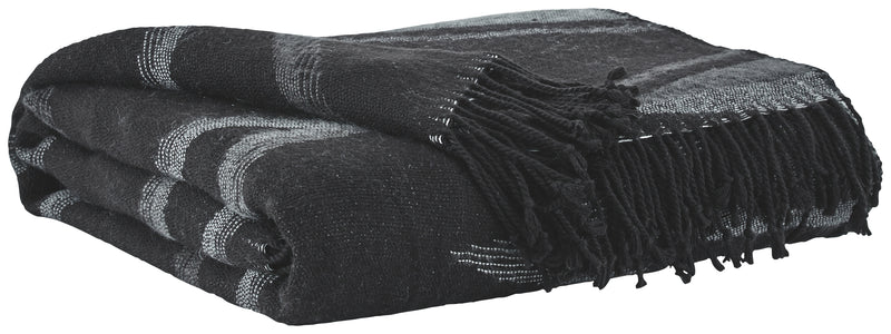 Cecile A1000552 BlackGray Throw 3CS