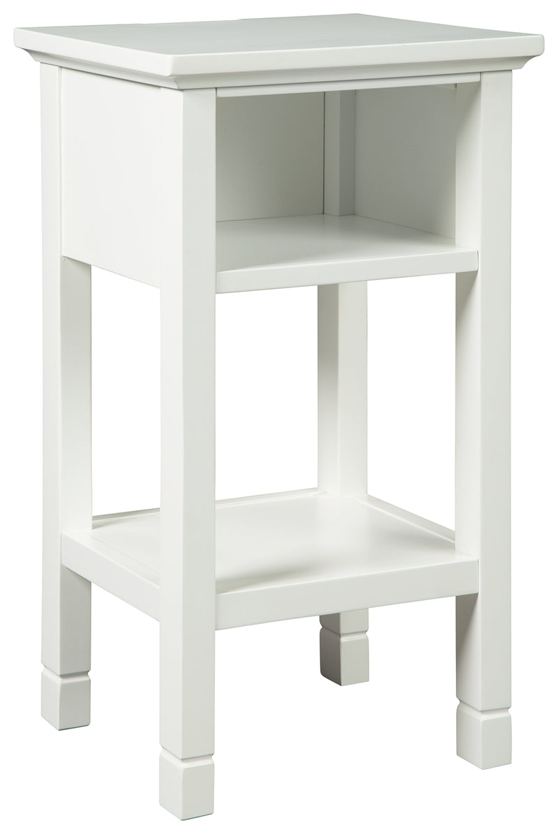 Marnville A4000090 White Accent Table