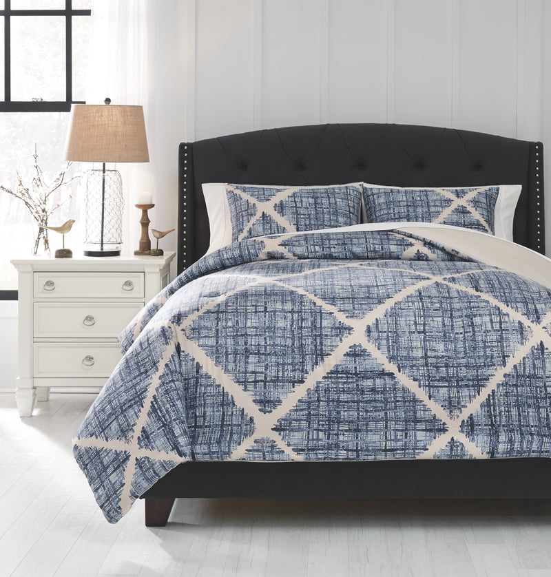 Sladen Q307003Q BlueCream Queen Comforter Set